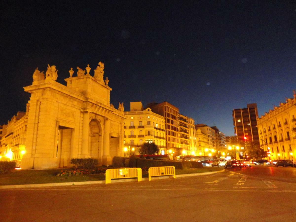 Center Valencia Villa Exterior photo